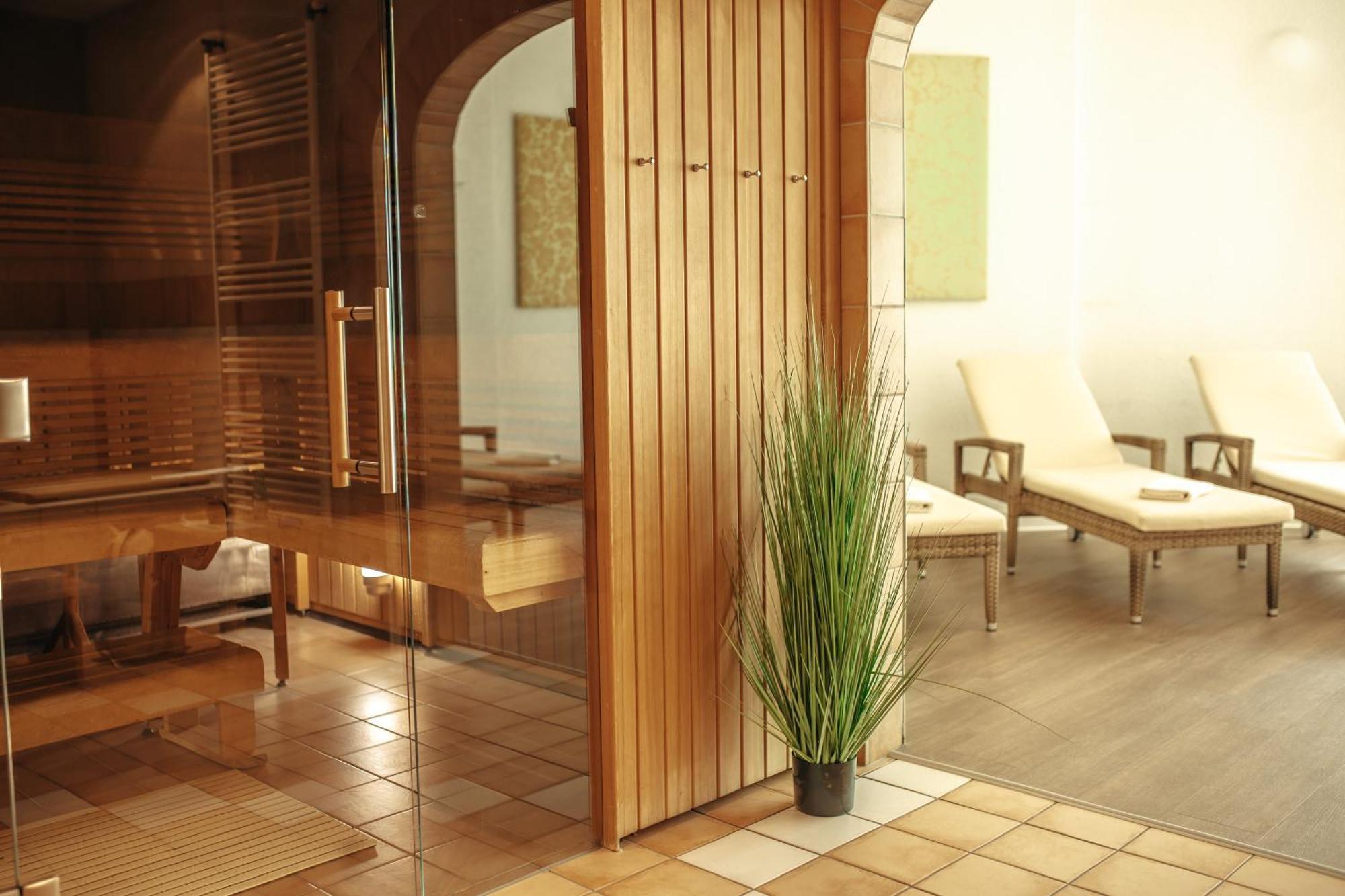 Parkhotel Nuembrecht Luaran gambar