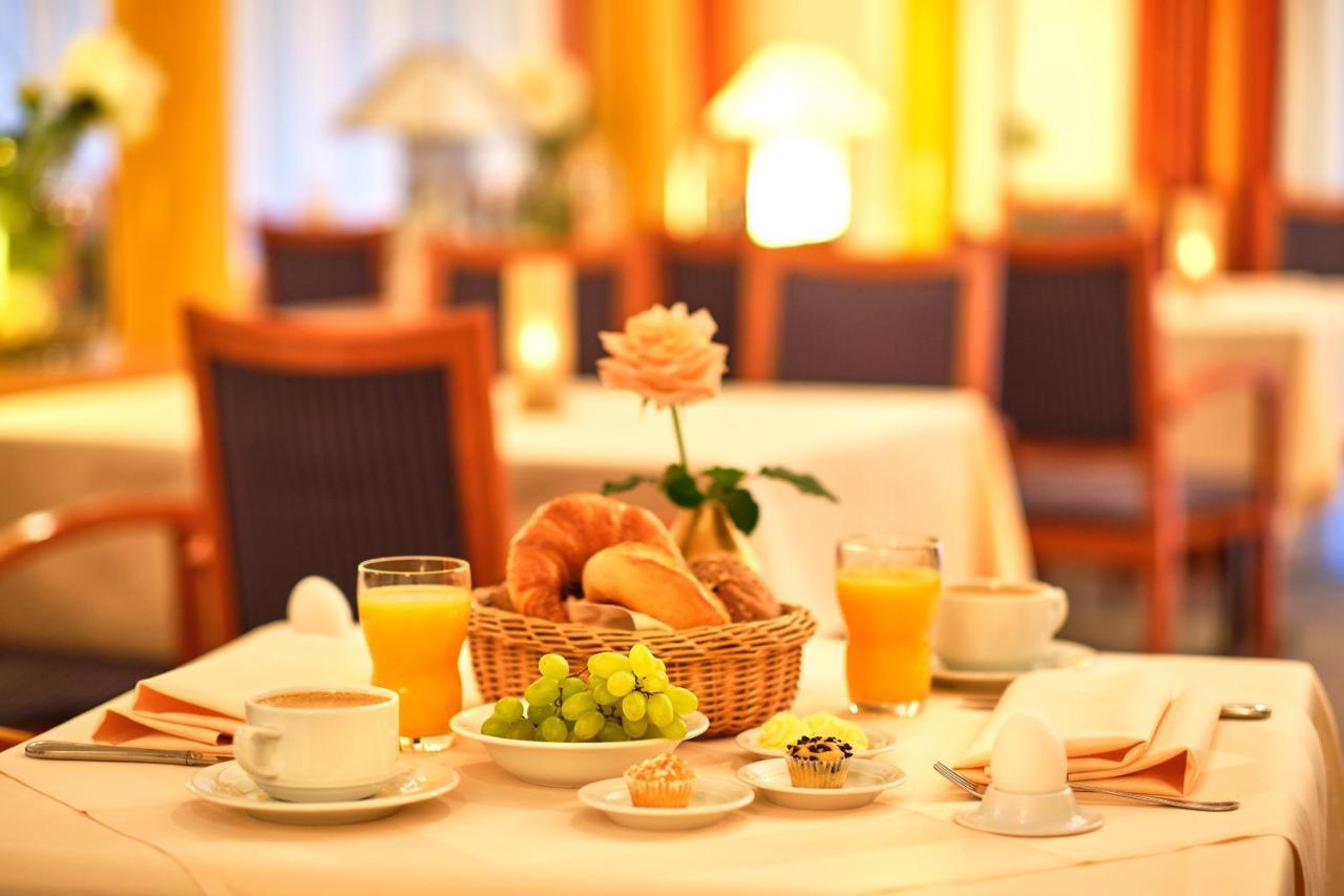 Parkhotel Nuembrecht Luaran gambar